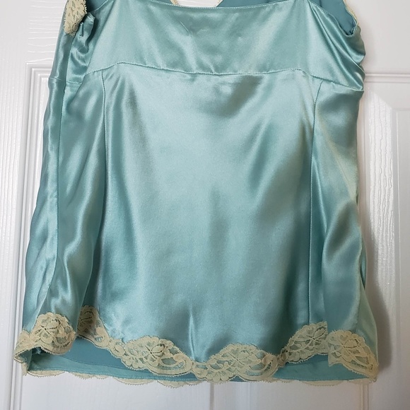 Like New Banana Republic Silk Tank/Camisole Top-Local Pickup Offer Vancouver, WA - Picture 3 of 7